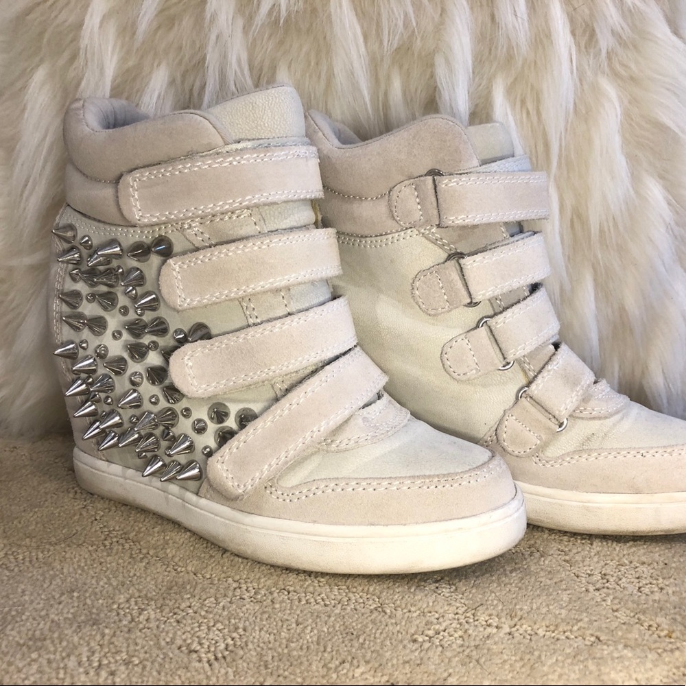 ALDO wedge shoes